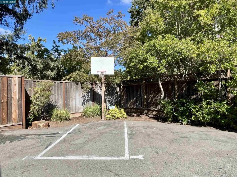 218 El Dorado Ave Danville, CA 94526