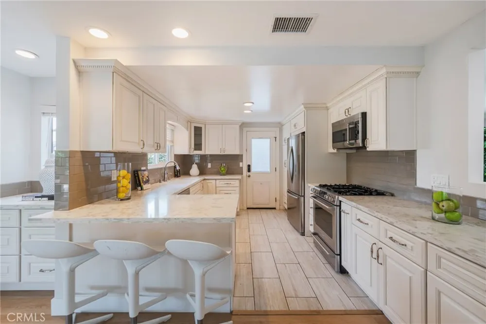 17661 Still Harbor Huntington Beach, CA 92647