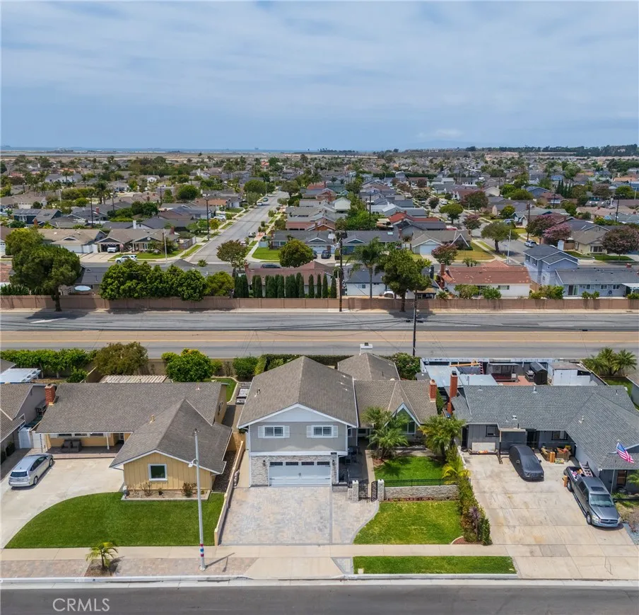 17661 Still Harbor Huntington Beach, CA 92647