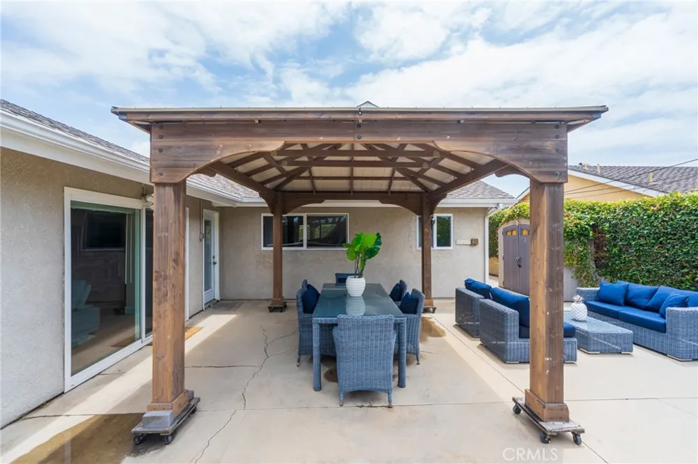 17661 Still Harbor Huntington Beach, CA 92647