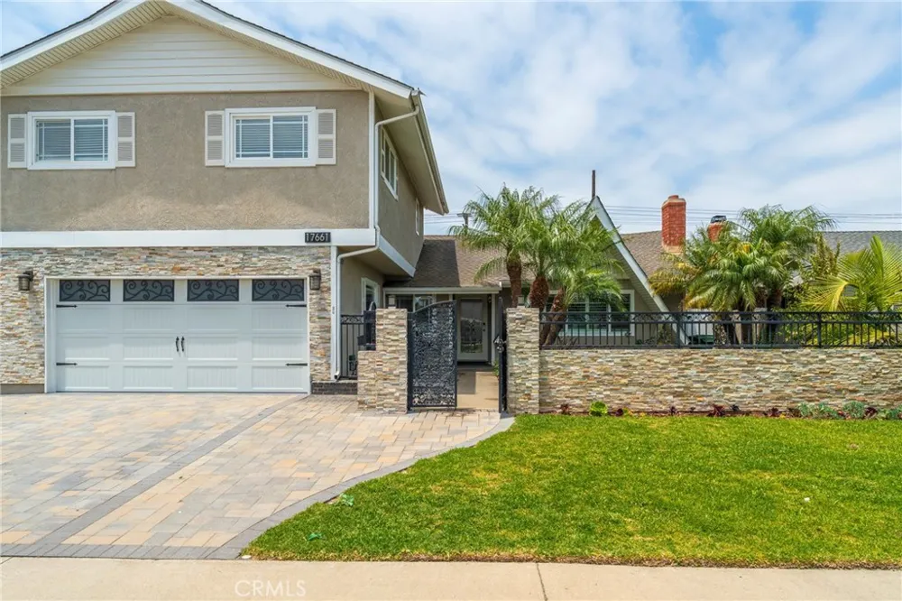 17661 Still Harbor Huntington Beach, CA 92647