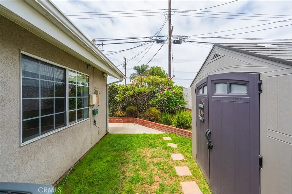 17661 Still Harbor Huntington Beach, CA 92647