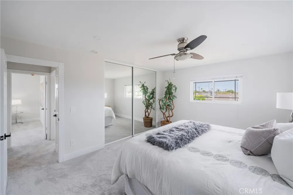 17661 Still Harbor Huntington Beach, CA 92647