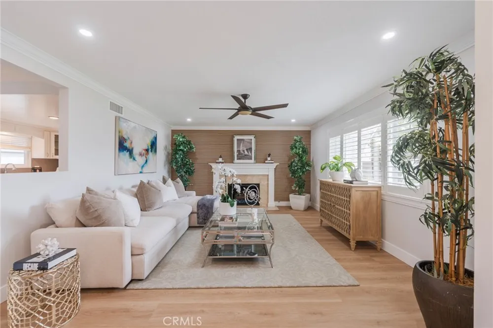 17661 Still Harbor Huntington Beach, CA 92647