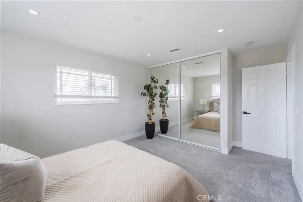 17661 Still Harbor Huntington Beach, CA 92647