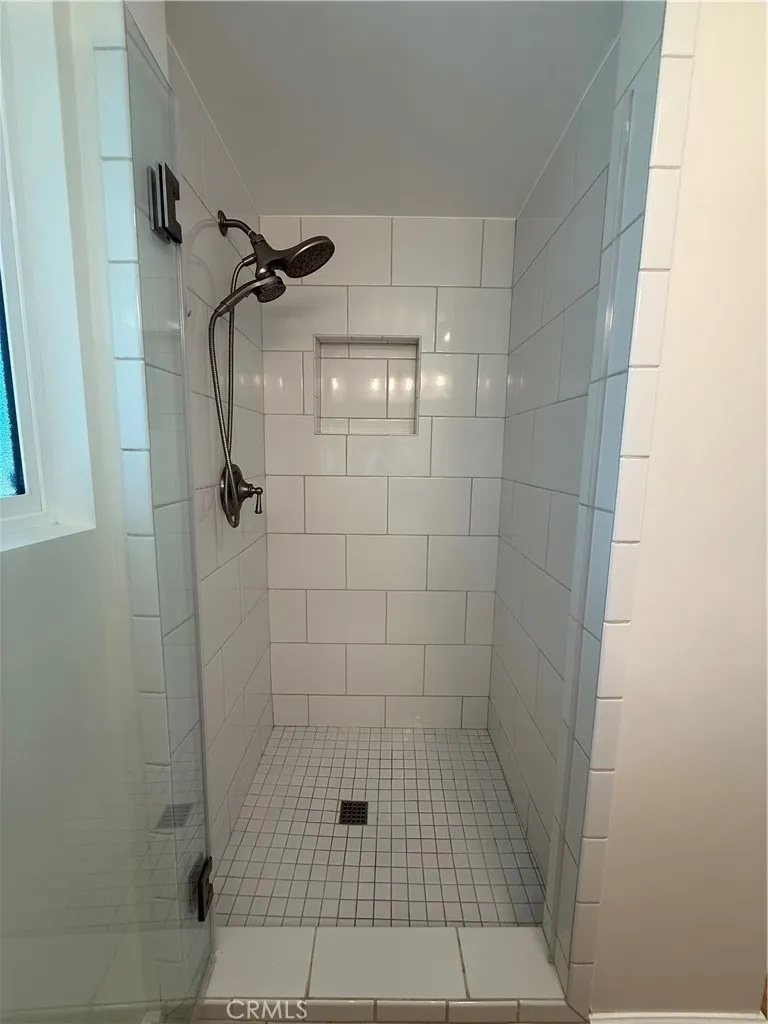 23900 Pentland West Hills, CA 91307