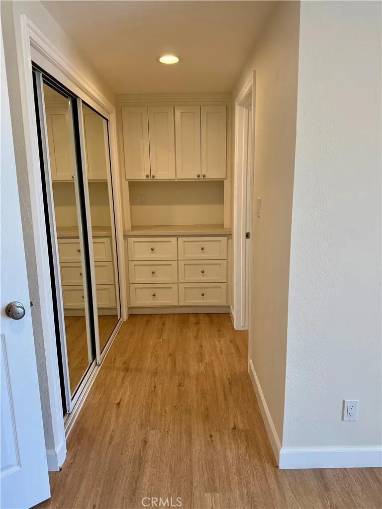 23900 Pentland West Hills, CA 91307