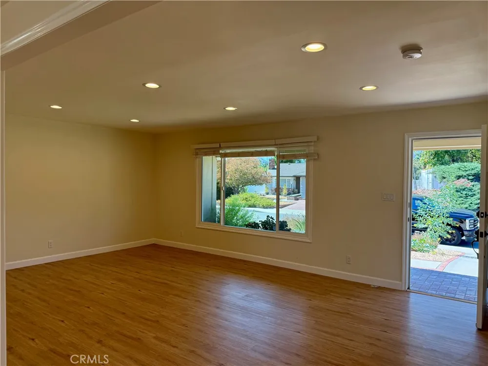 23900 Pentland West Hills, CA 91307