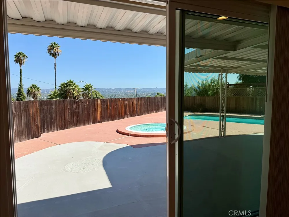23900 Pentland West Hills, CA 91307