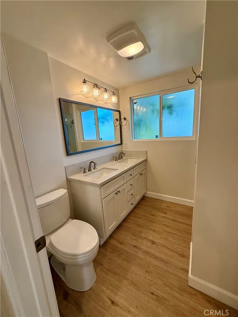 23900 Pentland West Hills, CA 91307