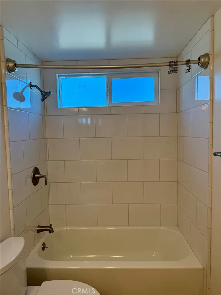 23900 Pentland West Hills, CA 91307