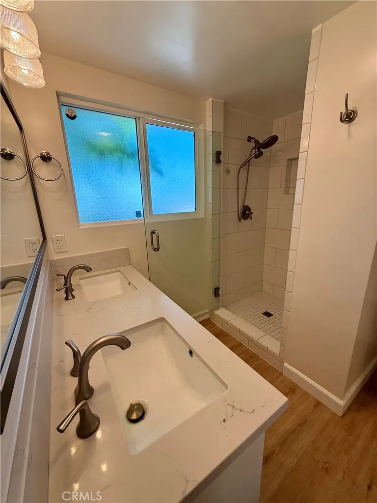 23900 Pentland West Hills, CA 91307