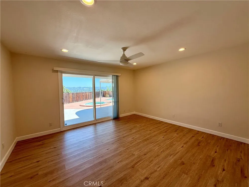 23900 Pentland West Hills, CA 91307