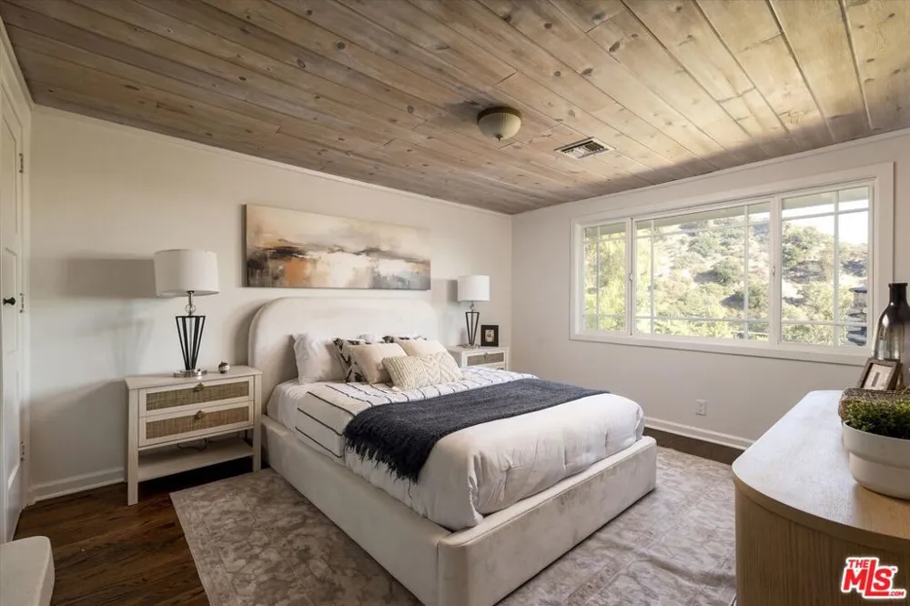 5514 Canyonside Road La Crescenta, CA 91214