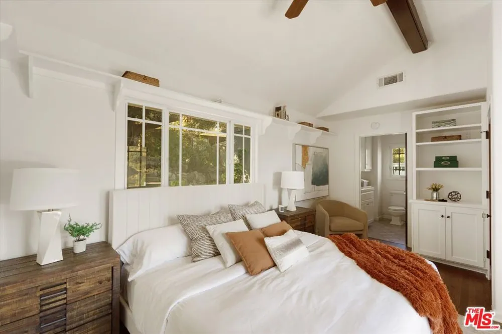 5514 Canyonside Road La Crescenta, CA 91214