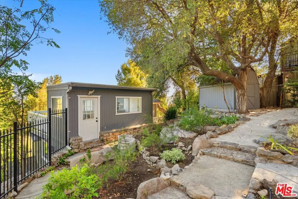 5514 Canyonside Road La Crescenta, CA 91214