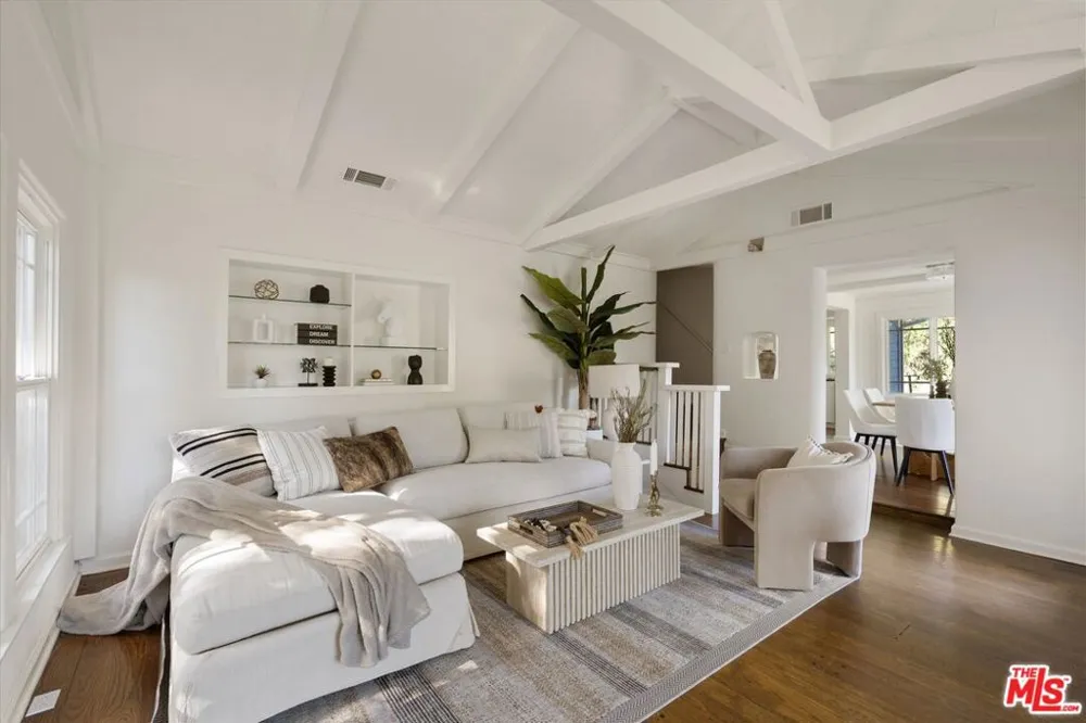 5514 Canyonside Road La Crescenta, CA 91214