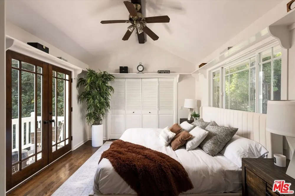 5514 Canyonside Road La Crescenta, CA 91214