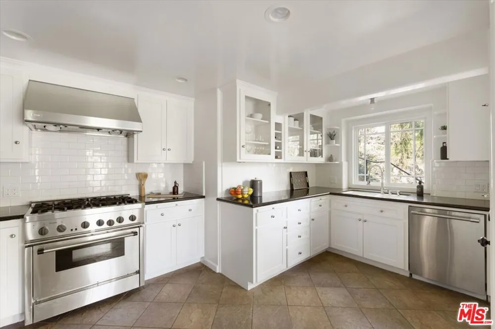 5514 Canyonside Road La Crescenta, CA 91214