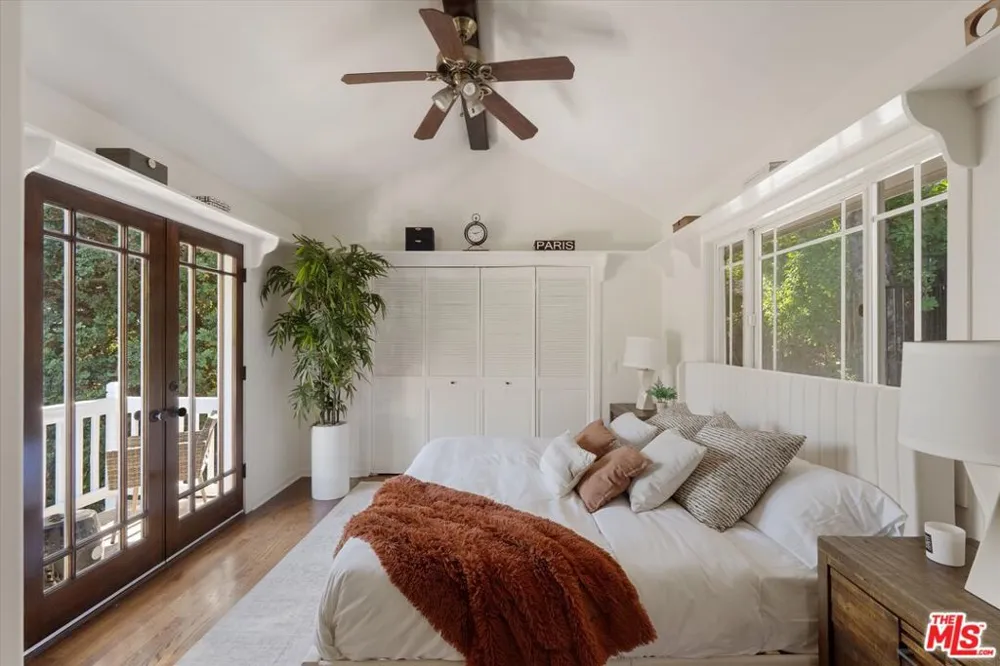 5514 Canyonside Road La Crescenta, CA 91214
