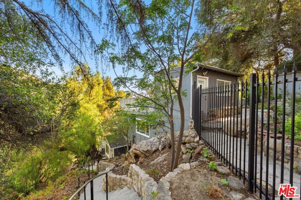 5514 Canyonside Road La Crescenta, CA 91214
