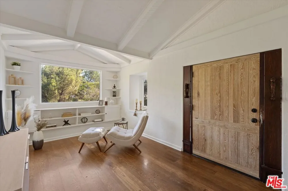 5514 Canyonside Road La Crescenta, CA 91214