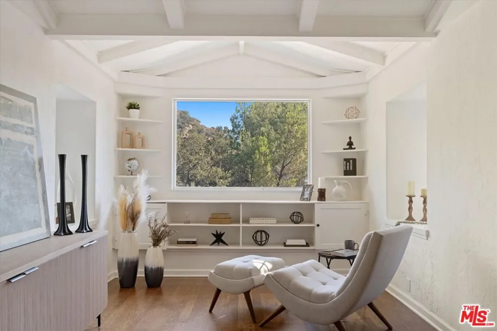 5514 Canyonside Road La Crescenta, CA 91214