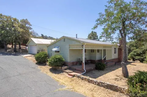 2314 Banner Dr