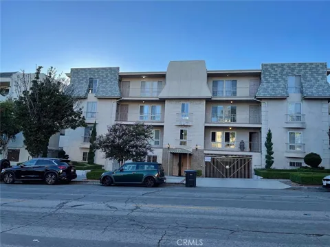 617 E Angeleno #301