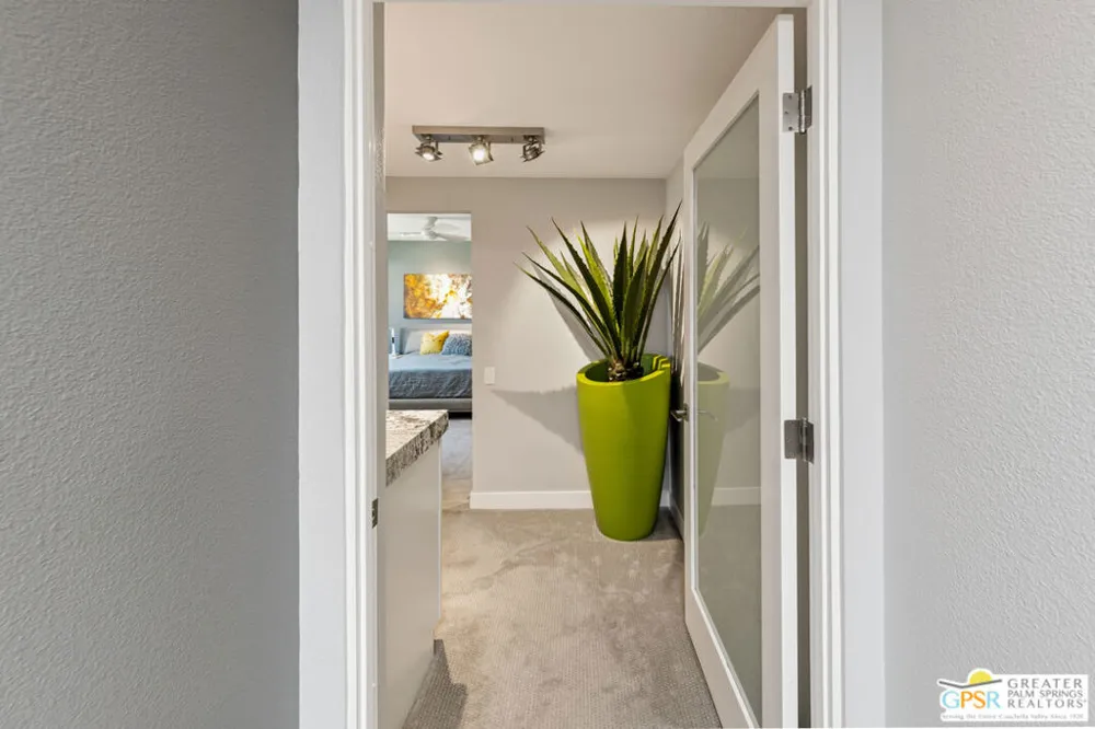 1566 Cabildo Circle Palm Springs, CA 92264