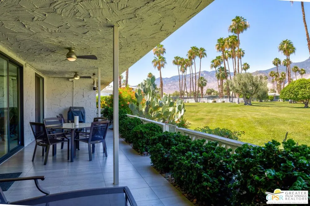 1566 Cabildo Circle Palm Springs, CA 92264