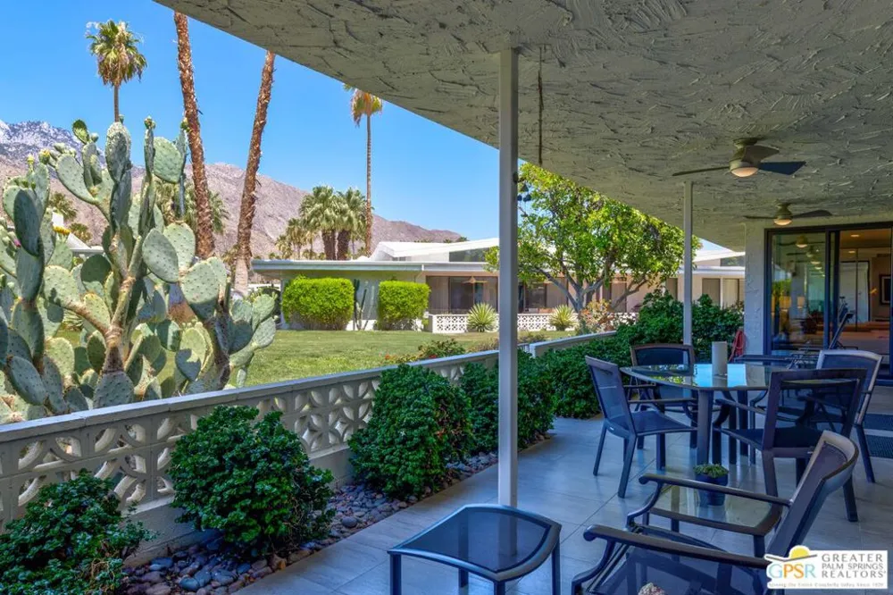 1566 Cabildo Circle Palm Springs, CA 92264