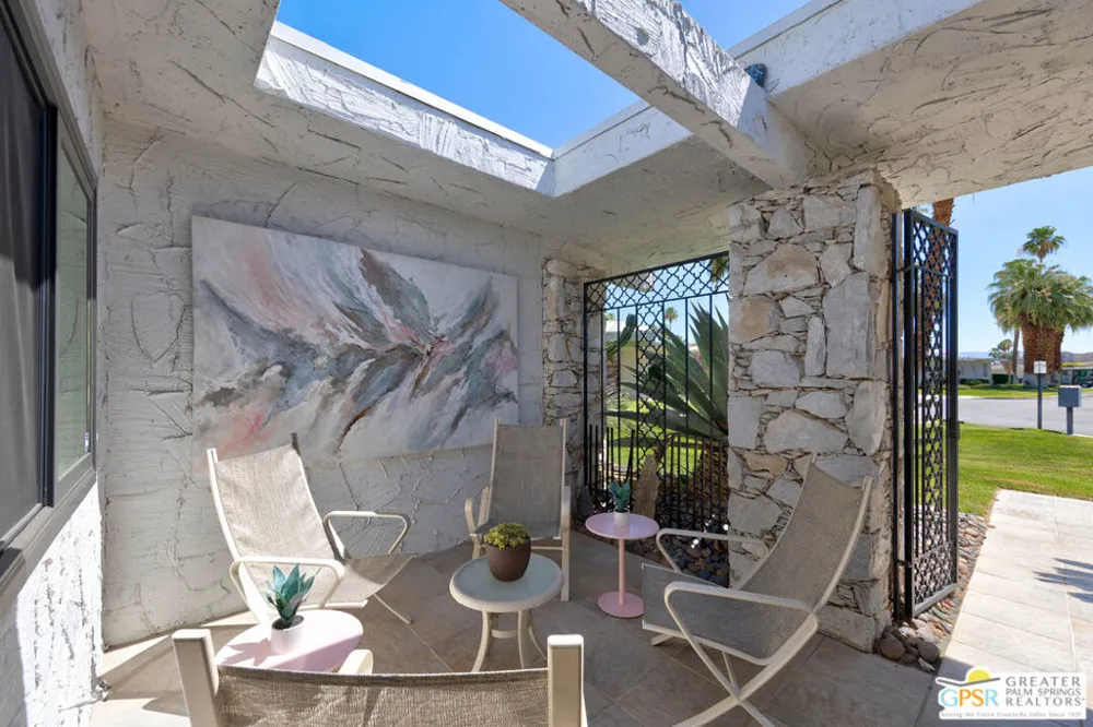 1566 Cabildo Circle Palm Springs, CA 92264