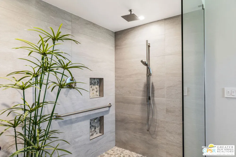 1566 Cabildo Circle Palm Springs, CA 92264