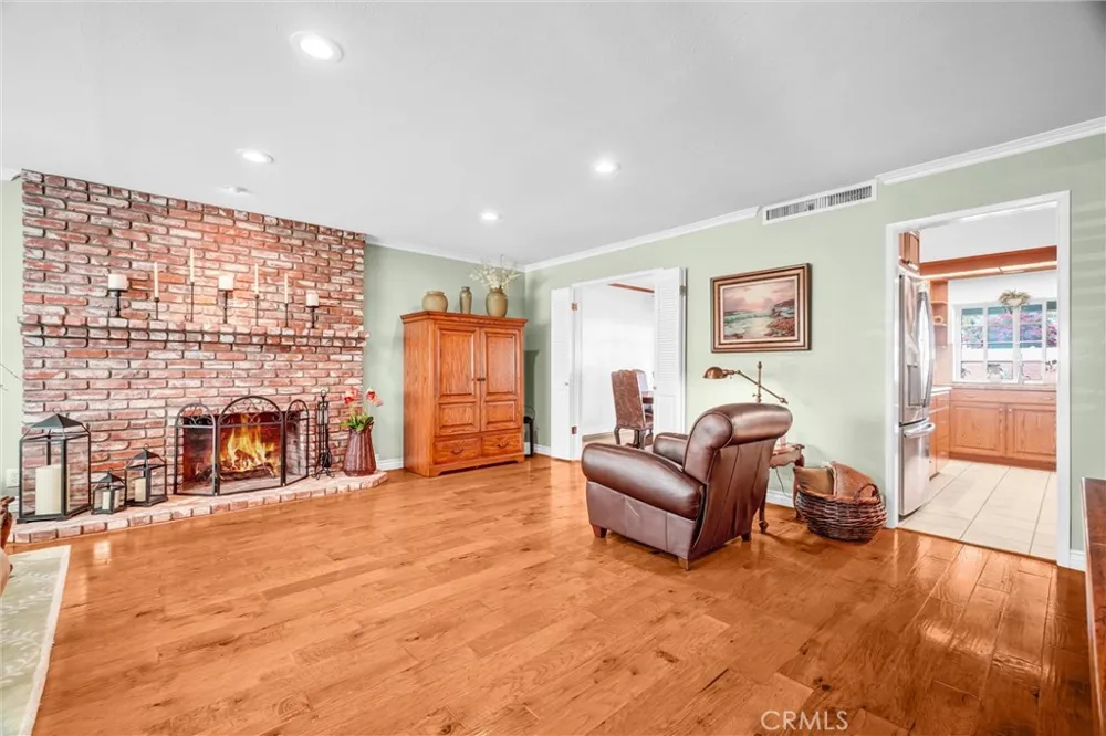 11941 Paseo Bonita Los Alamitos, CA 90720