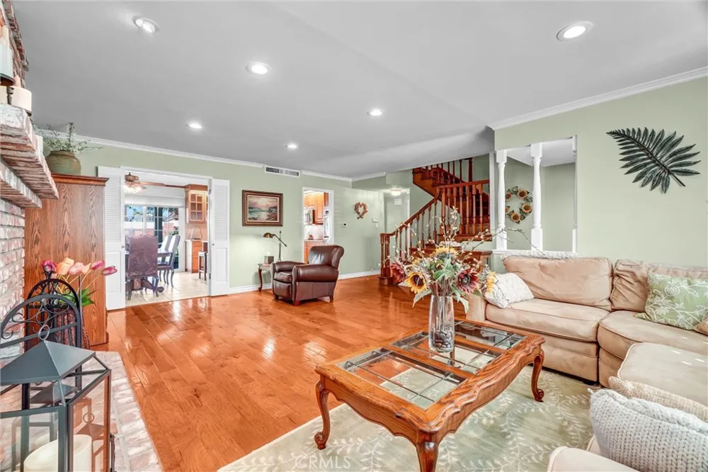 11941 Paseo Bonita Los Alamitos, CA 90720