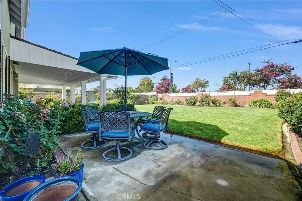 11941 Paseo Bonita Los Alamitos, CA 90720