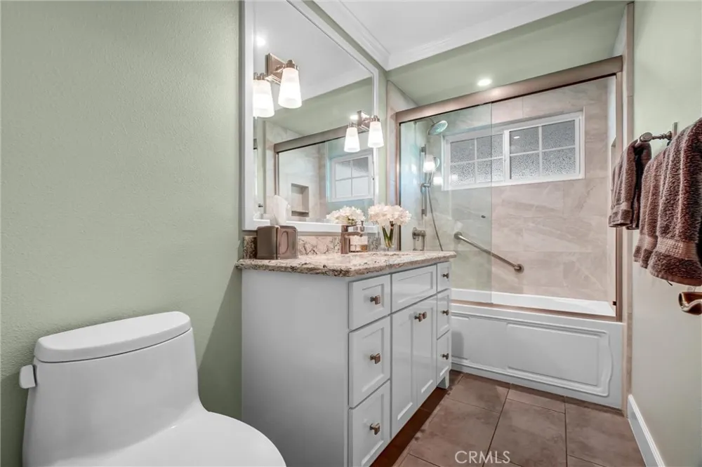 11941 Paseo Bonita Los Alamitos, CA 90720