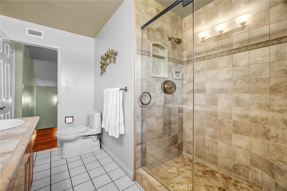 11941 Paseo Bonita Los Alamitos, CA 90720