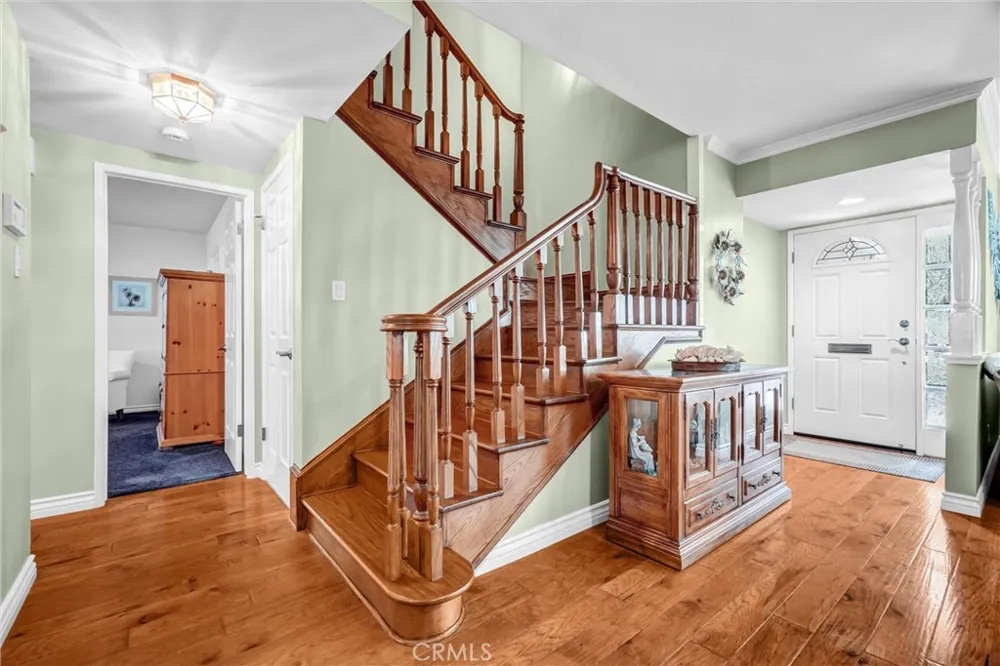11941 Paseo Bonita Los Alamitos, CA 90720