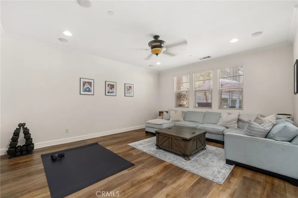 13190 Murano Chino, CA 91710