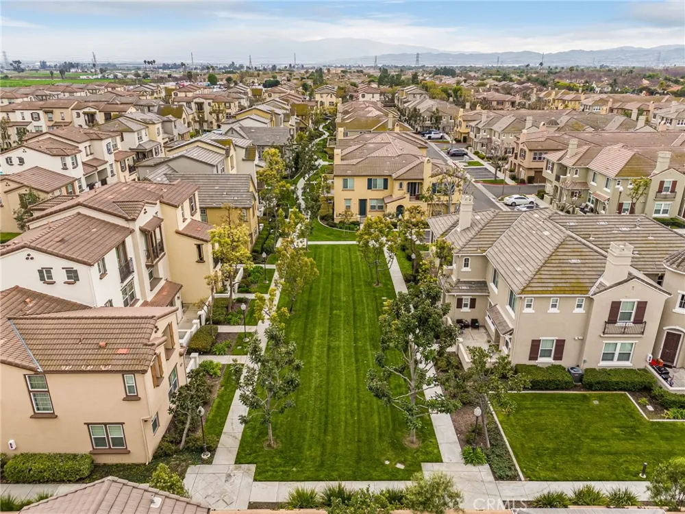 13190 Murano Chino, CA 91710