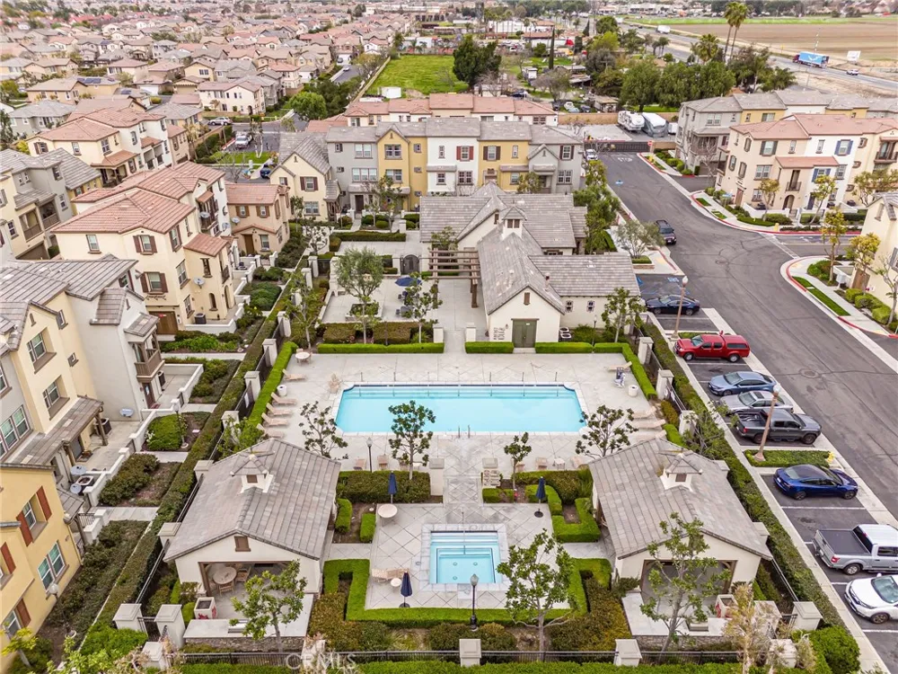 13190 Murano Chino, CA 91710