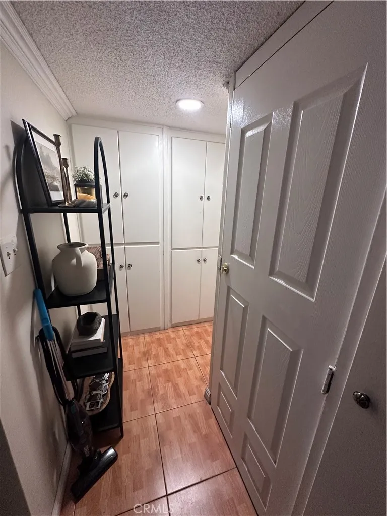 6979 Palm Court #211C Riverside, CA 92506