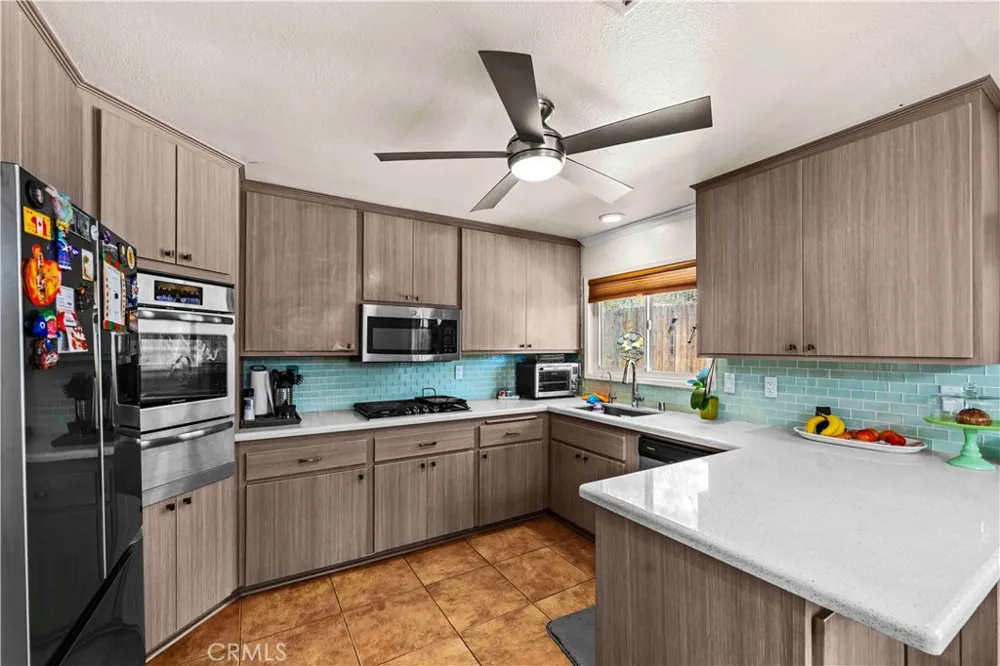 28236 Hot Springs Canyon Country, CA 91351