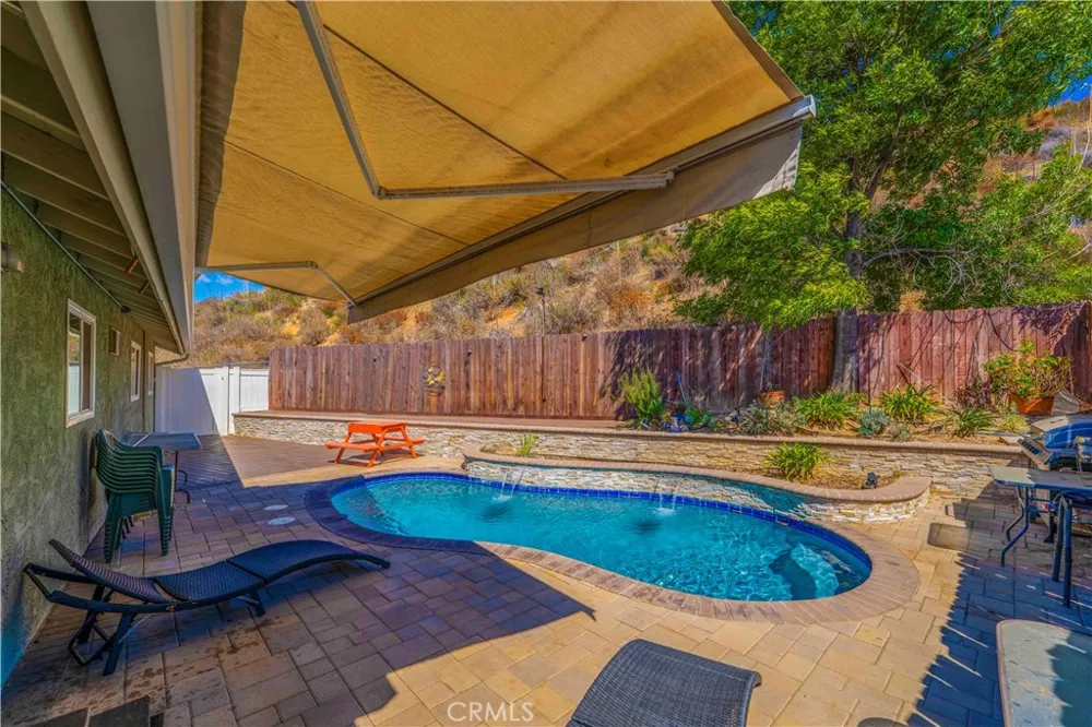 28236 Hot Springs Canyon Country, CA 91351