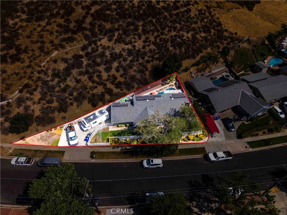 28236 Hot Springs Canyon Country, CA 91351