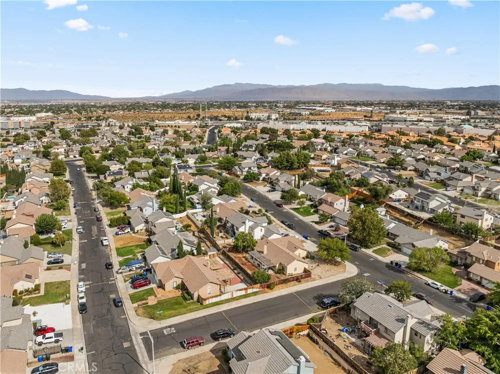 12796 Kern River Road Victorville, CA 92392