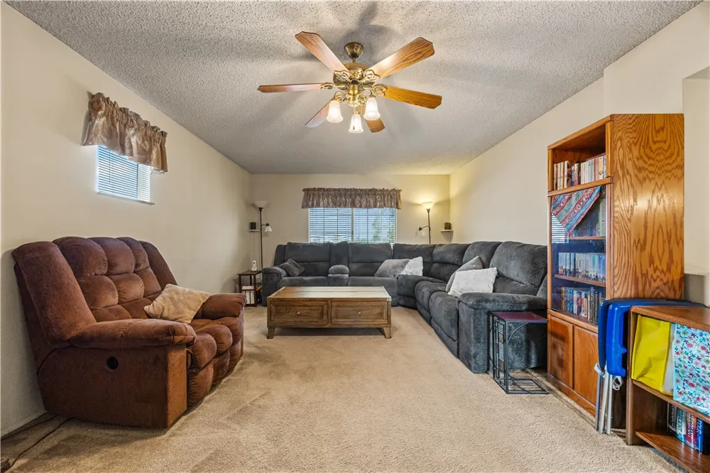 12796 Kern River Road Victorville, CA 92392