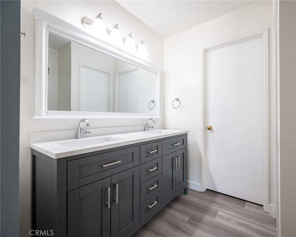1756 Shady Oaks Court Azusa, CA 91702